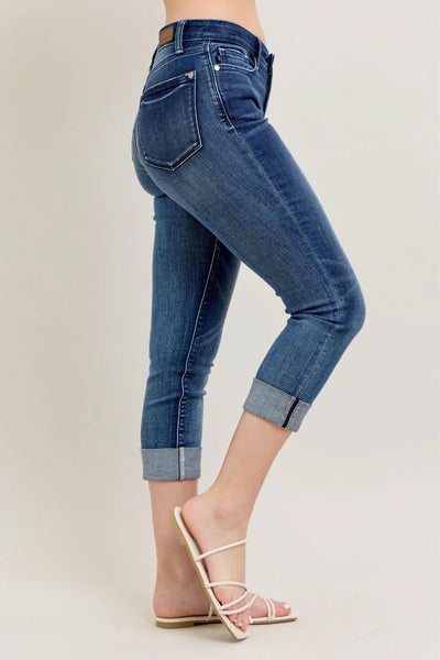 Judy Blue Mid Rise Dark Wash Capri
