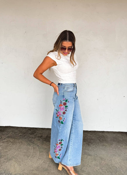 EVIE FLORAL EMBROIDERED JEANS
