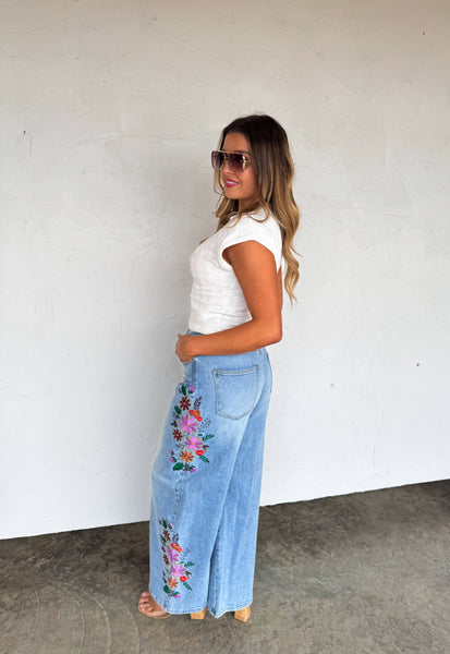 EVIE FLORAL EMBROIDERED JEANS