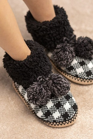 Knit Slipper Booties