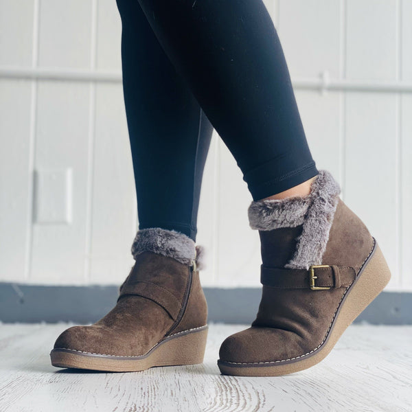 Corky's Chilly Faux Fur Booties